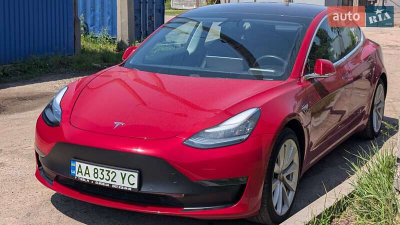 Tesla Model 3 2018