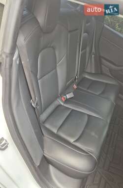 Седан Tesla Model 3 2020 в 