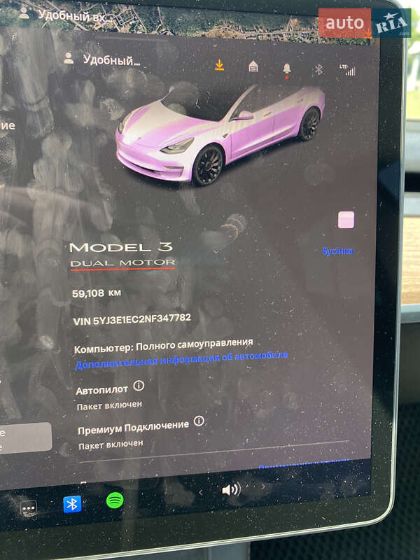 Седан Tesla Model 3 2022 в Киеве