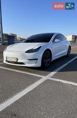 Седан Tesla Model 3 2018 в Одесі