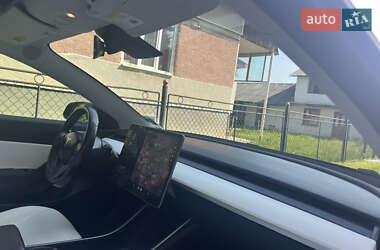 Седан Tesla Model 3 2018 в 