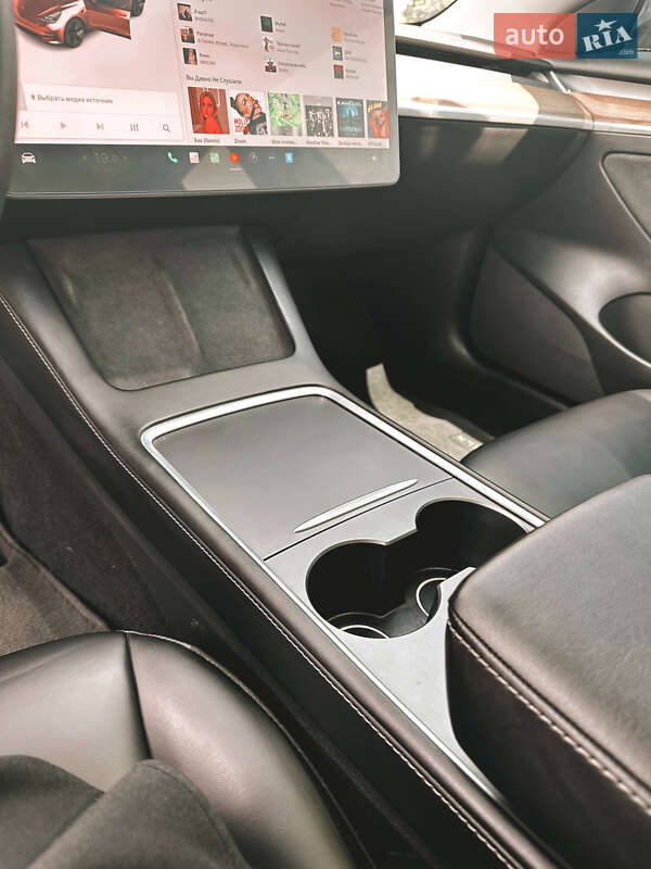 Седан Tesla Model 3 2021 в Киеве фото 20 Седан Tesla Model 3 2021 в Киеве