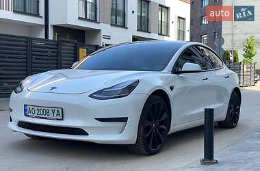 Седан Tesla Model 3 2019 в 