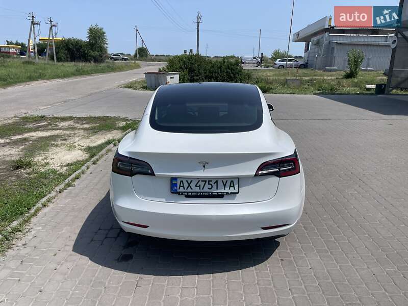 Седан Tesla Model 3 2022 в Харькове