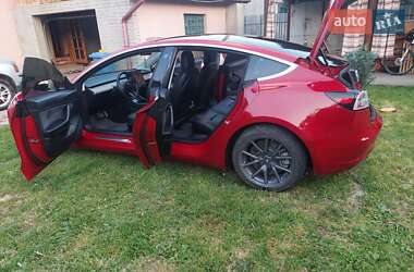 Седан Tesla Model 3 2019 в 