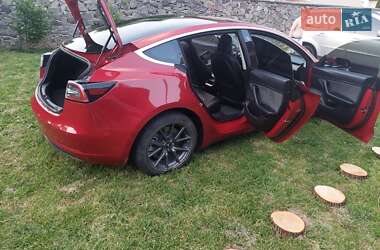 Седан Tesla Model 3 2019 в 