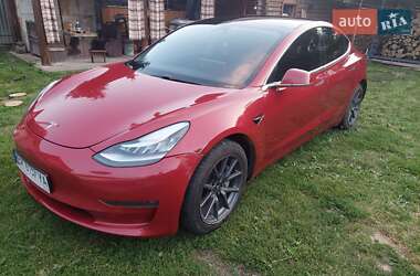 Седан Tesla Model 3 2019 в 