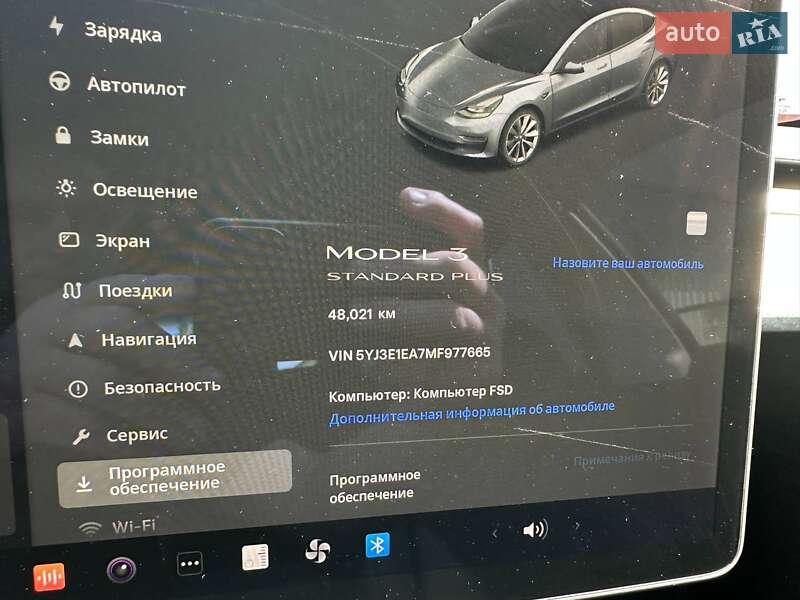 Седан Tesla Model 3 2021 в Луцке