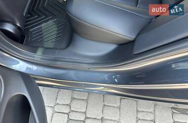 Седан Tesla Model 3 2021 в Луцке