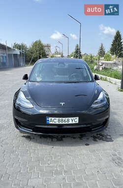 Седан Tesla Model 3 2022 в Луцке