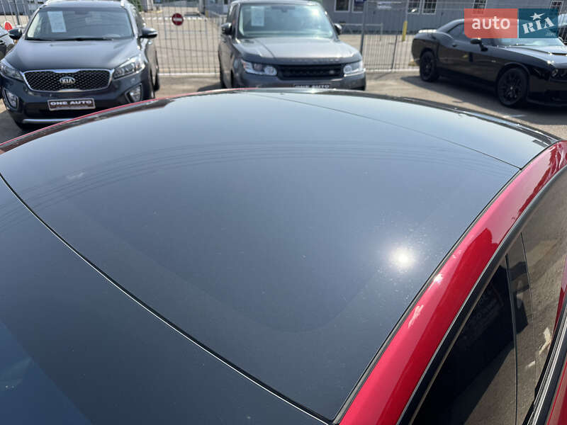 Седан Tesla Model 3 2021 в Киеве