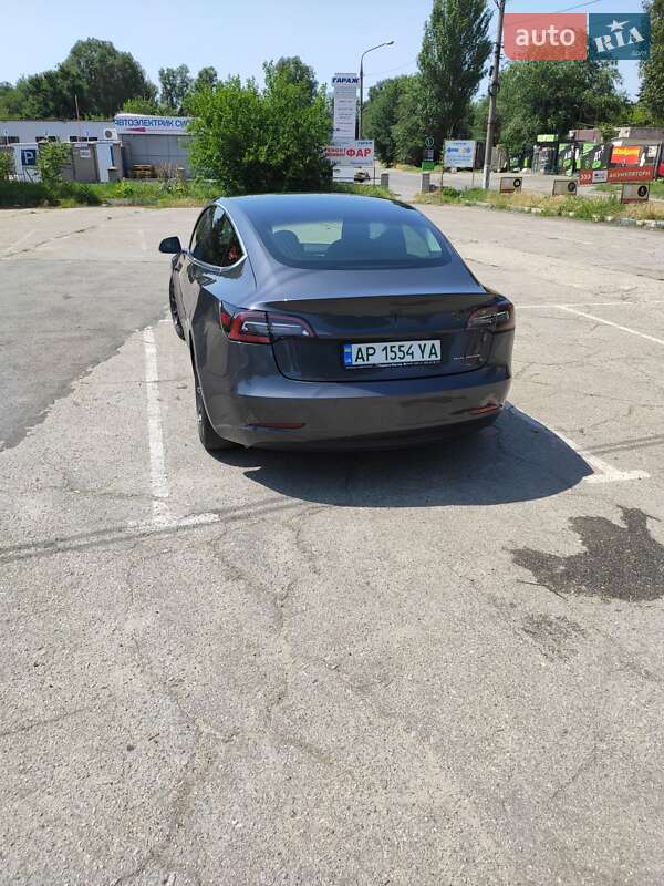 Седан Tesla Model 3 2019 в Запоріжжі