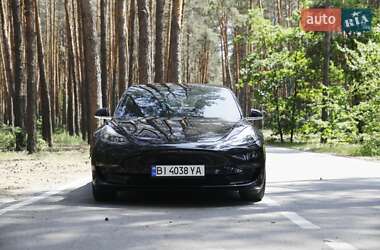 Седан Tesla Model 3 2018 в 