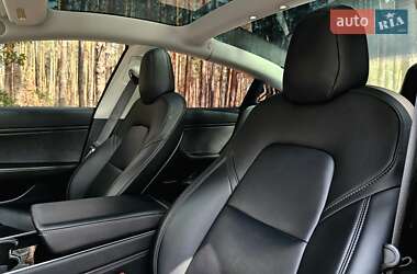 Седан Tesla Model 3 2018 в 