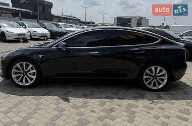 Седан Tesla Model 3 2020 в 