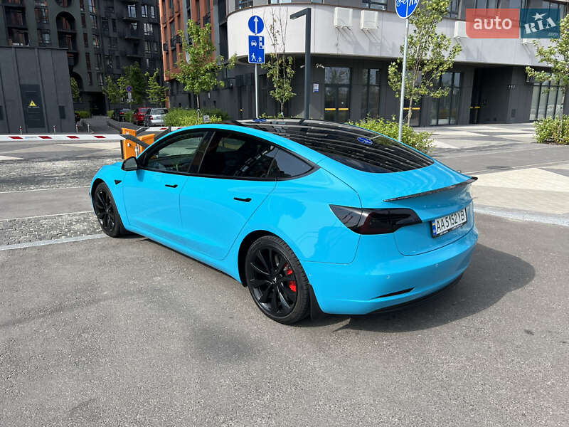 Седан Tesla Model 3 2019 в Києві