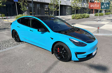 Седан Tesla Model 3 2019 в 