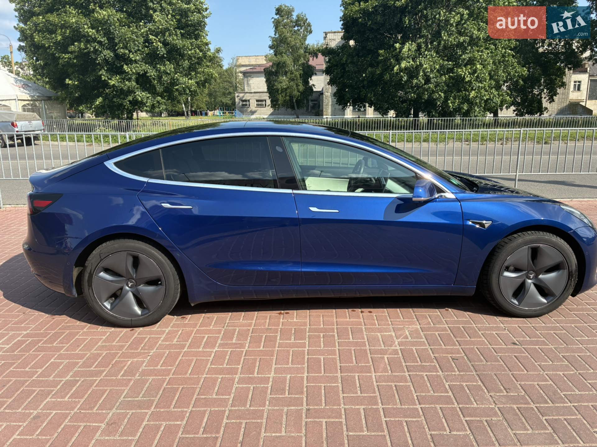 2019 Tesla Model 3 - мініатюра 4