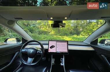 Седан Tesla Model 3 2018 в 