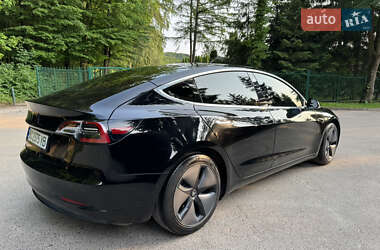 Седан Tesla Model 3 2019 в 