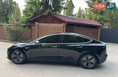 Седан Tesla Model 3 2019 в 