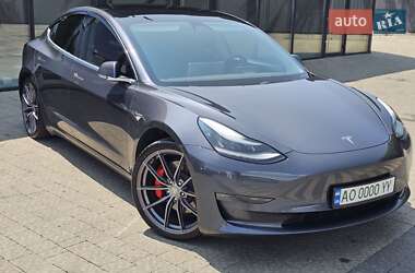Седан Tesla Model 3 2020 в Ужгороде Седан Tesla Model 3 2020 в Ужгороде