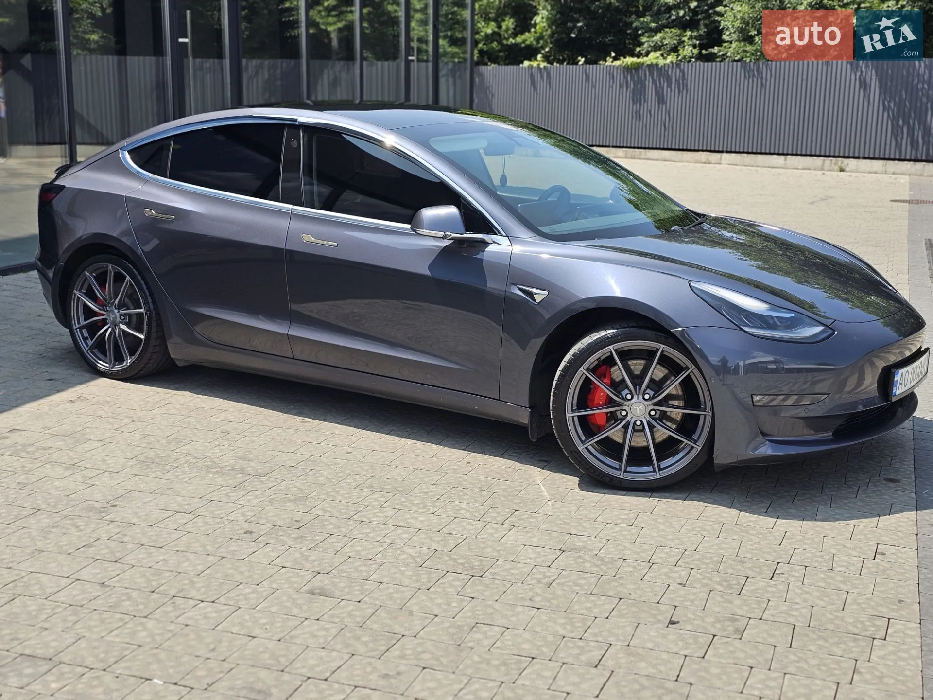 2020 Tesla Model 3 - мініатюра 3