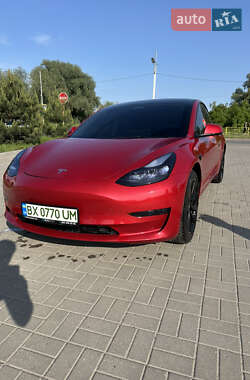 Седан Tesla Model 3 2022 в Хмельницком