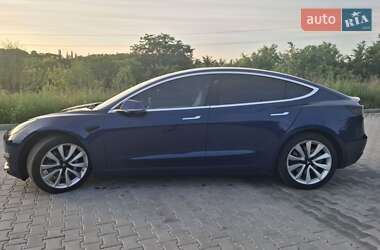 Седан Tesla Model 3 2019 в 