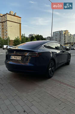 Седан Tesla Model 3 2018 в 