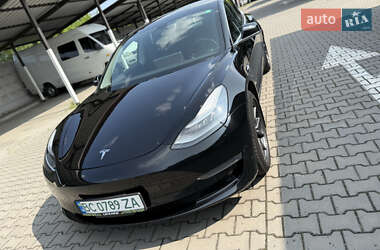 Седан Tesla Model 3 2019 в 