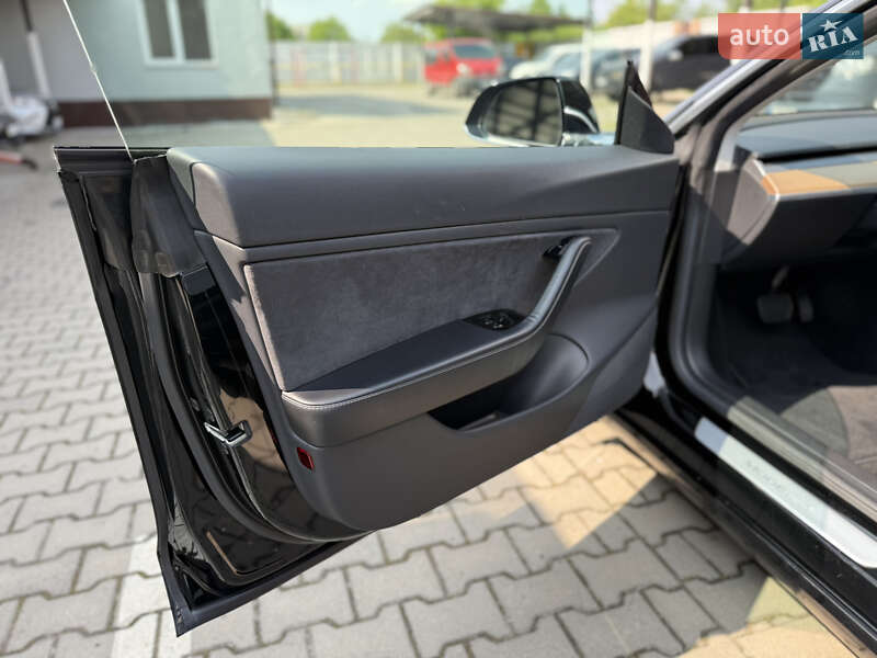 Седан Tesla Model 3 2019 в Шептицькому фото 26 Седан Tesla Model 3 2019 в Шептицькому