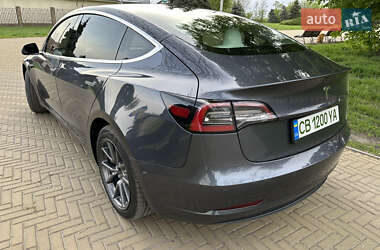 Седан Tesla Model 3 2019 в 
