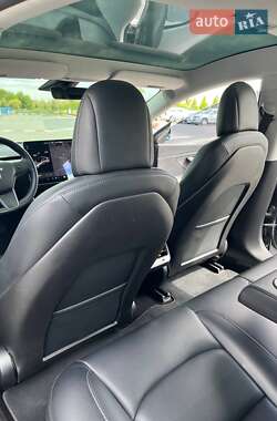 Седан Tesla Model 3 2018 в 