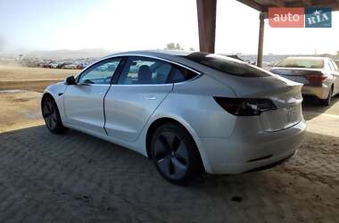 Седан Tesla Model 3 2018 в 