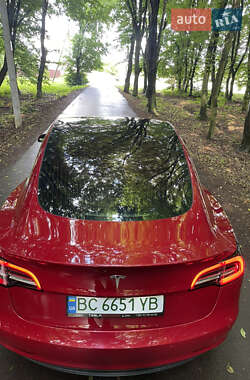 Седан Tesla Model 3 2018 в 
