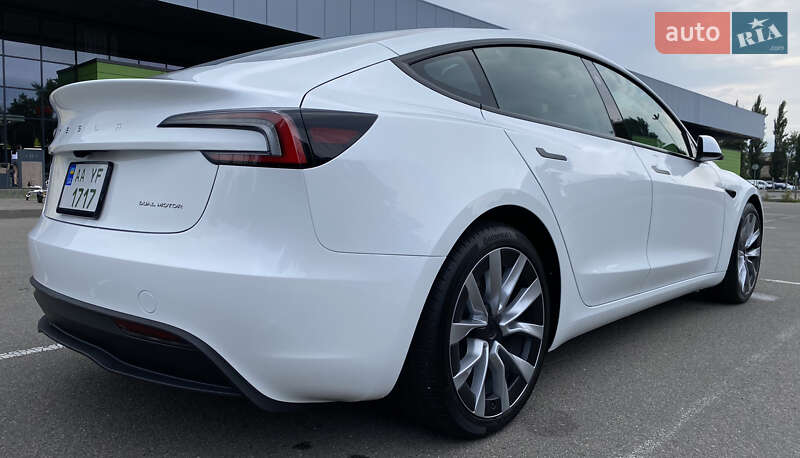 Седан Tesla Model 3 2024 в Киеве фото 10 Седан Tesla Model 3 2024 в Киеве