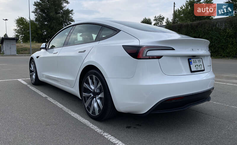 Седан Tesla Model 3 2024 в Киеве фото 4 Седан Tesla Model 3 2024 в Киеве