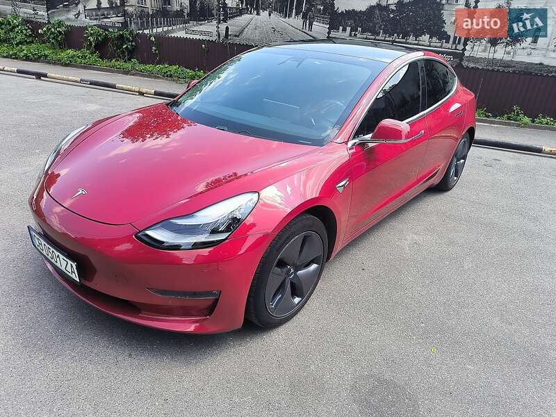 Седан Tesla Model 3 2019 в Чернігові фото 2 Седан Tesla Model 3 2019 в Чернігові