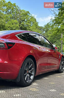 Седан Tesla Model 3 2018 в 