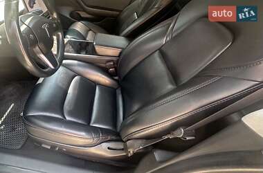 Седан Tesla Model 3 2018 в 