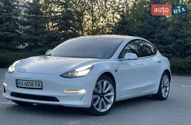 Седан Tesla Model 3 2018 в Харкові