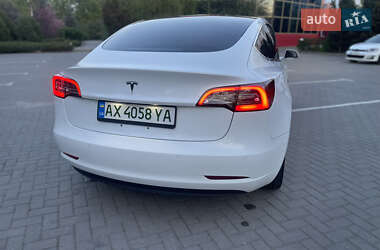 Седан Tesla Model 3 2018 в 