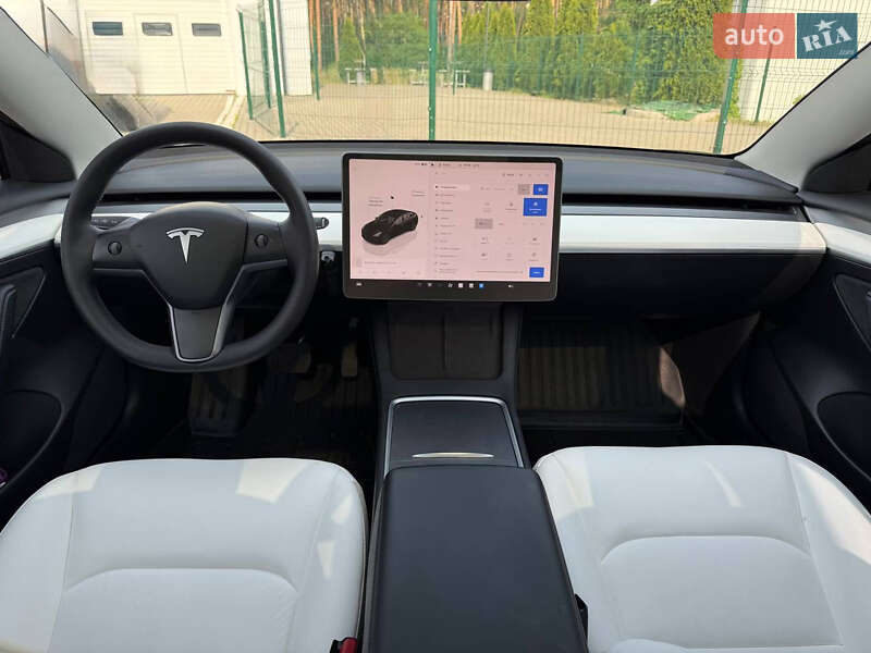 Седан Tesla Model 3 2022 в Киеве фото 23 Седан Tesla Model 3 2022 в Киеве