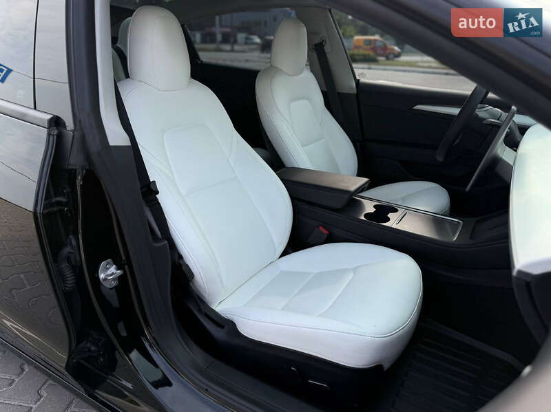 Седан Tesla Model 3 2022 в Киеве фото 38 Седан Tesla Model 3 2022 в Киеве