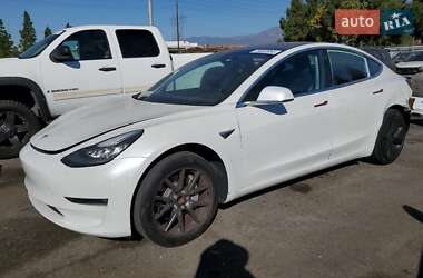 Tesla Model 3 2018