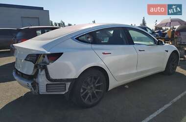 Седан Tesla Model 3 2018 в 