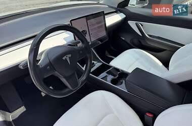 Седан Tesla Model 3 2018 в 