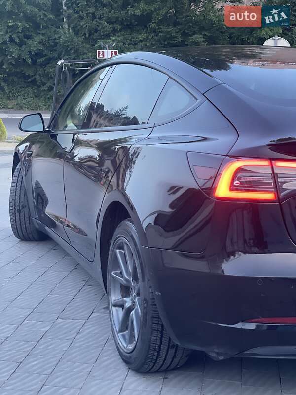Седан Tesla Model 3 2018 в Тернополе фото 13 Седан Tesla Model 3 2018 в Тернополе
