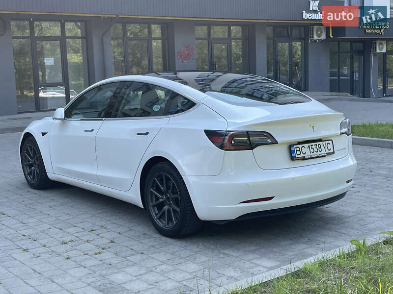 Седан Tesla Model 3 2019 в Новояворівську фото 6 Седан Tesla Model 3 2019 в Новояворівську